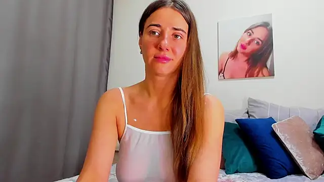 Squishy Goddess online show from April 11, 7:05 am