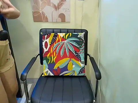 Skinny regie99xxx online show from September 27, 1:28 pm