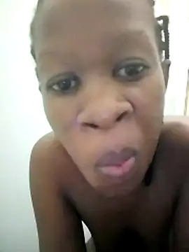Snapshot of africanpussy22 chatting on March 13, 6:18 am africanpussy22 online show from March 13, 6:18 am