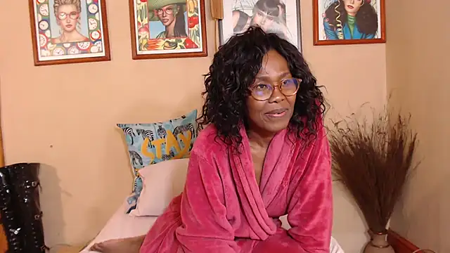 ebonyassbest4u online show from September 14, 8:42 pm