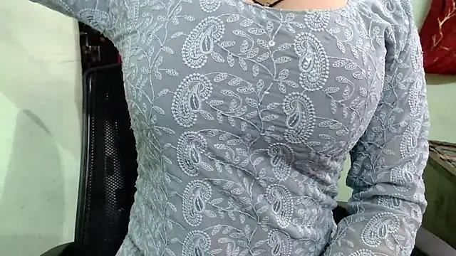 Snapshot of sweet-alia chatting on September 14, 11:54 am sweet-alia online show from September 14, 11:54 am