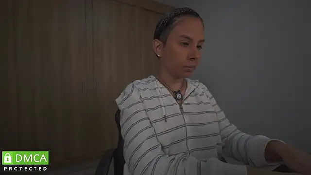 Dubois Amy online show from February 6, 11:23 pm