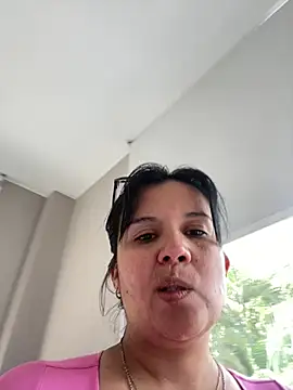 Snapshot of SWEETLILY18 chatting on February 15, 4:34 pm SWEETLILY18 online show from February 15, 4:34 pm