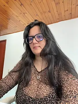 SWEETLILY18 online show from April 17, 12:52 pm