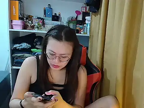 crizzybel online show from December 19, 7:00 am