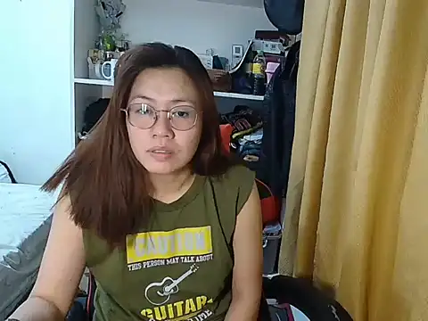 Snapshot of crizzybel chatting on April 22, 4:58 pm crizzybel online show from April 22, 4:58 pm