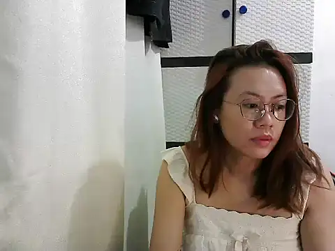 crizzybel online show from September 21, 9:20 pm