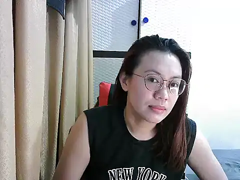 crizzybel online show from October 24, 1:48 am