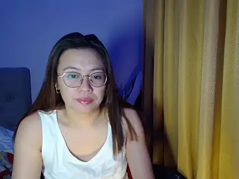 Snapshot of crizzybel chatting on May 28, 5:08 pm crizzybel online show from May 28, 5:08 pm