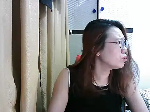 crizzybel online show from November 11, 9:42 pm