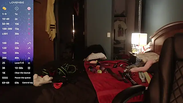 kinkywolf429 online show from March 22, 5:32 am