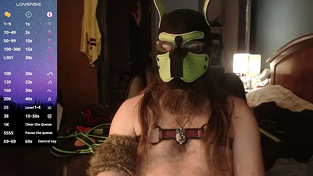 kinkywolf429 online show from April 11, 5:37 am