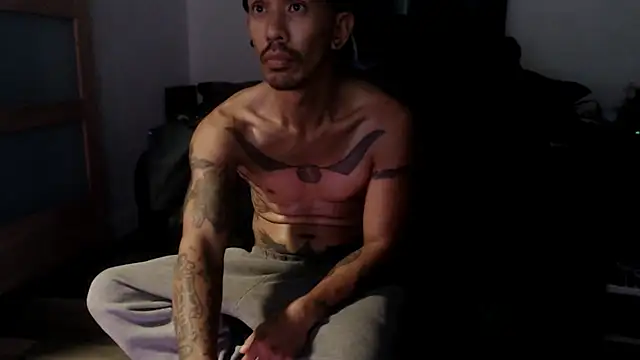 inc25cbxh online show from December 15, 5:19 pm