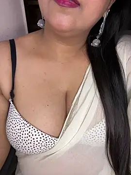 Zoya Varma004 online show from March 8, 6:33 pm