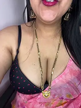 Snapshot of Zoya_Varma004 chatting on February 9, 6:22 am Zoya Varma004 online show from February 9, 6:22 am