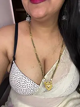 Snapshot of Zoya_Varma004 chatting on March 3, 5:36 am Zoya Varma004 online show from March 3, 5:36 am