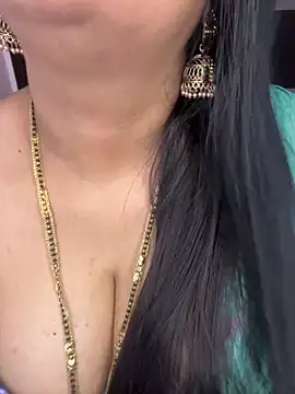 Snapshot of Zoya_Varma004 chatting on February 20, 5:37 am Zoya Varma004 online show from February 20, 5:37 am