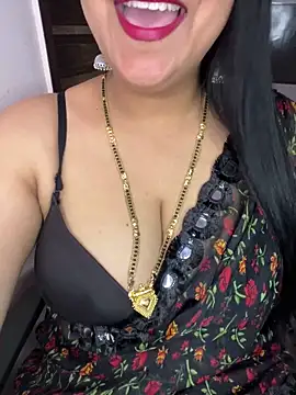 Snapshot of Zoya_Varma004 chatting on March 2, 5:19 am Zoya Varma004 online show from March 2, 5:19 am