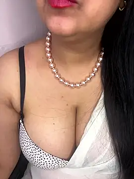 Snapshot of Zoya_Varma004 chatting on January 7, 9:47 am Zoya Varma004 online show from January 7, 9:47 am