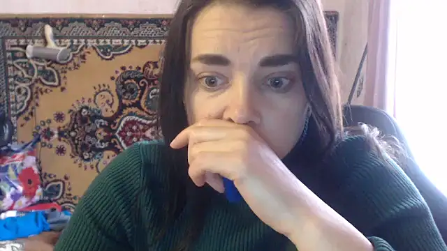 AlisaLaDiva online show from February 17, 6:20 am