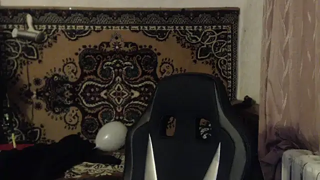 AlisaLaDiva online show from February 4, 9:20 pm