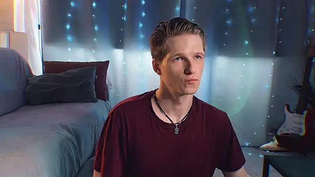 Snapshot of Breston_Sweet chatting on June 29, 8:32 am Breston Sweet online show from June 29, 8:32 am