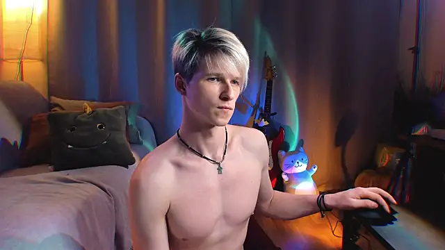 Breston Sweet online show from February 10, 9:03 pm