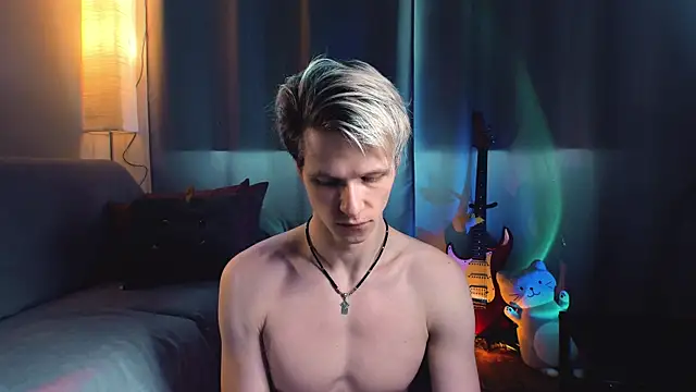 Breston Sweet online show from March 3, 7:37 am