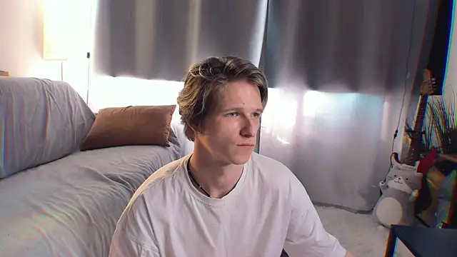 Snapshot of Breston_Sweet chatting on June 25, 2:22 pm Breston Sweet online show from June 25, 2:22 pm