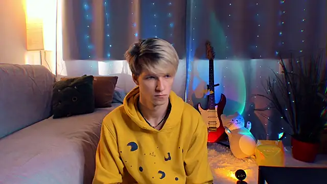 Breston Sweet online show from March 24, 2:06 pm