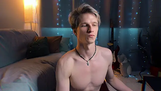 Breston Sweet online show from April 11, 7:27 am