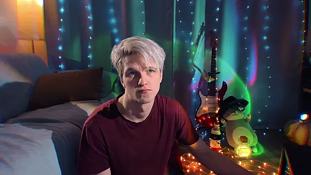 Breston Sweet online show from December 15, 2:12 pm