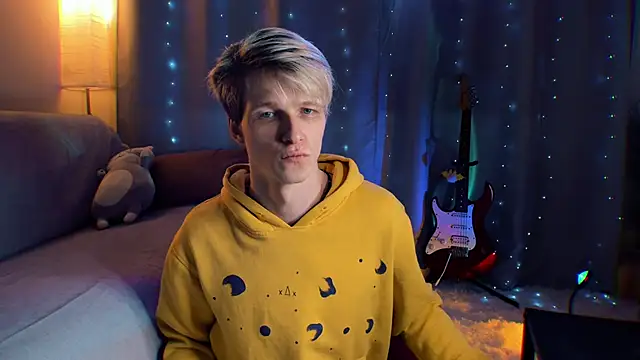 Breston Sweet online show from March 18, 4:59 am