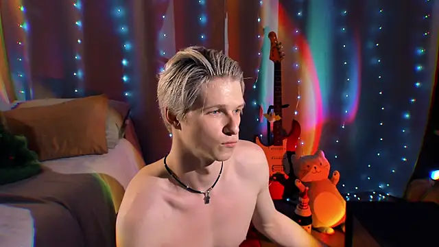 Breston Sweet online show from December 18, 6:34 pm