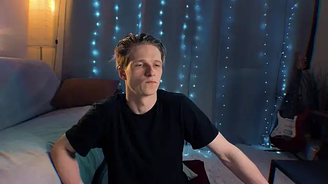 Snapshot of Breston_Sweet chatting on July 4, 7:40 pm Breston Sweet online show from July 4, 7:40 pm