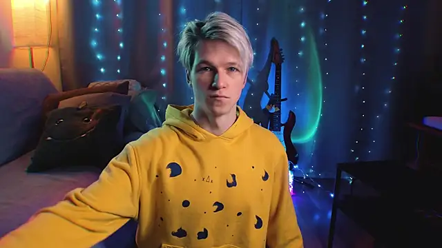 Breston Sweet online show from January 9, 3:30 pm