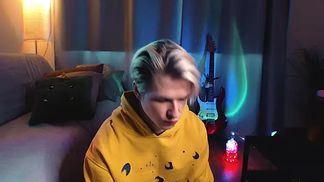 Breston Sweet online show from January 11, 8:32 am