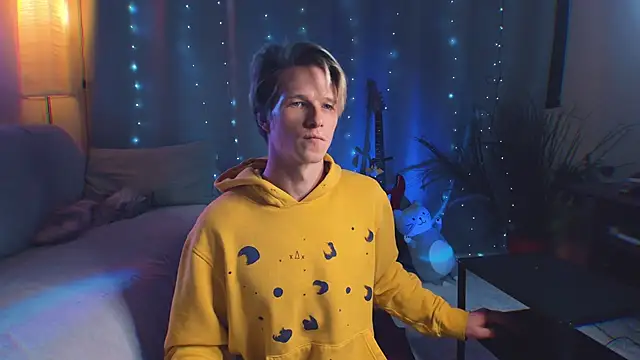 Breston Sweet online show from May 15, 10:41 pm