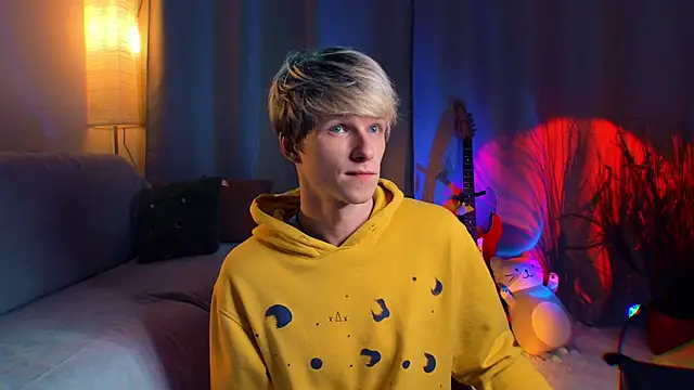 Breston Sweet online show from March 25, 2:12 am