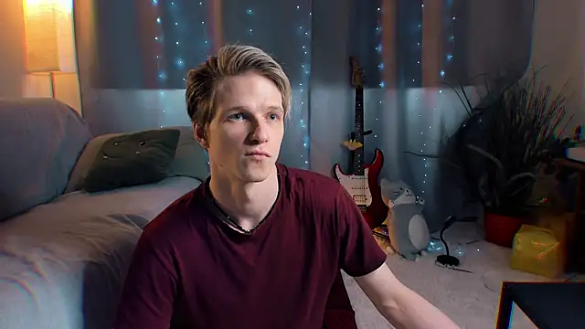 Breston Sweet online show from April 7, 8:38 am