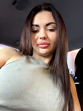 Snapshot of PrincessaHill_ chatting on October 16, 5:05 am PrincessaHill online show from October 16, 5:05 am