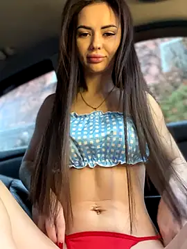 Snapshot of PrincessaHill_ chatting on November 19, 8:36 am PrincessaHill online show from November 19, 8:36 am