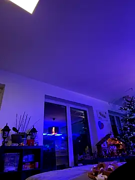 newMichelle online show from December 17, 7:02 am