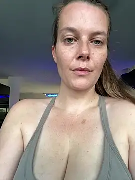 newMichelle online show from June 19, 5:46 am