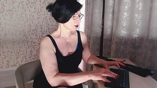 BelovedLady online show from May 11, 8:05 am
