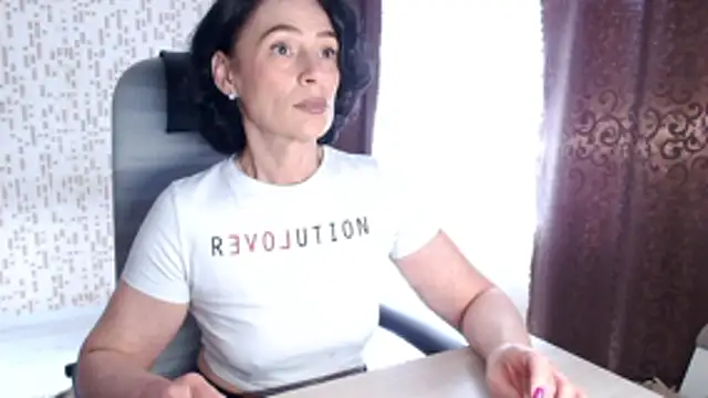 BelovedLady online show from April 13, 6:17 am