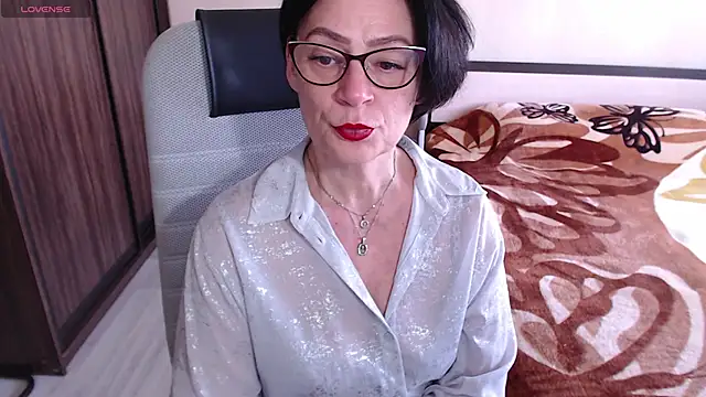 Snapshot of BelovedLady chatting on March 3, 8:51 am BelovedLady online show from March 3, 8:51 am