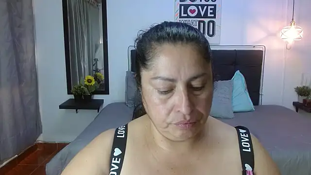 Snapshot of Keyla01_ chatting on February 6, 7:10 pm Keyla01 online show from February 6, 7:10 pm