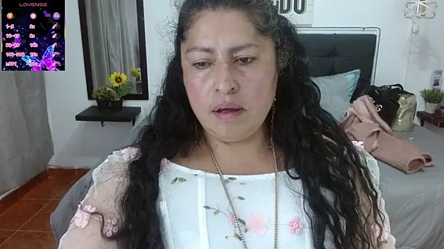 Snapshot of Keyla01_ chatting on February 11, 5:57 pm Keyla01 online show from February 11, 5:57 pm