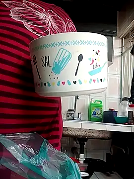 Snapshot of Keyla01_ chatting on February 25, 2:28 pm Keyla01 online show from February 25, 2:28 pm